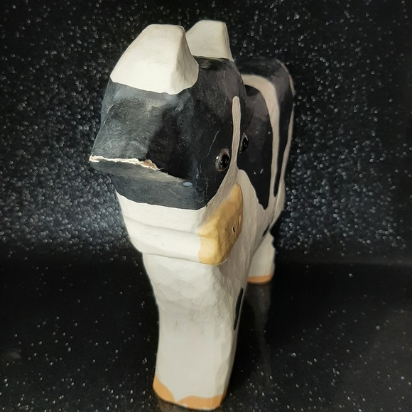 Vintage James Haddon Collection Handcarved & Painted Wooden Cow. - Picture 6 of 7